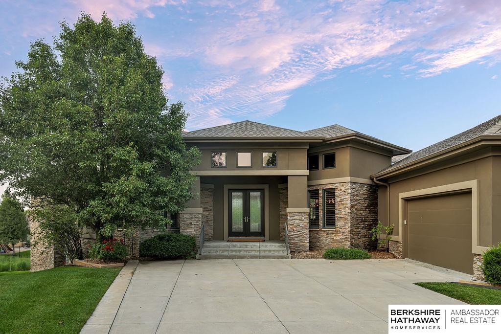 Elkhorn, Nebraska 68022, United States, 4 Bedrooms Bedrooms, ,3 BathroomsBathrooms,Residential,Pending,183630