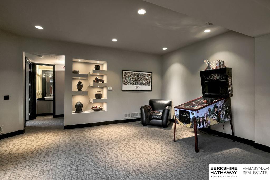 Elkhorn, Nebraska 68022, United States, 4 Bedrooms Bedrooms, ,3 BathroomsBathrooms,Residential,Pending,183630