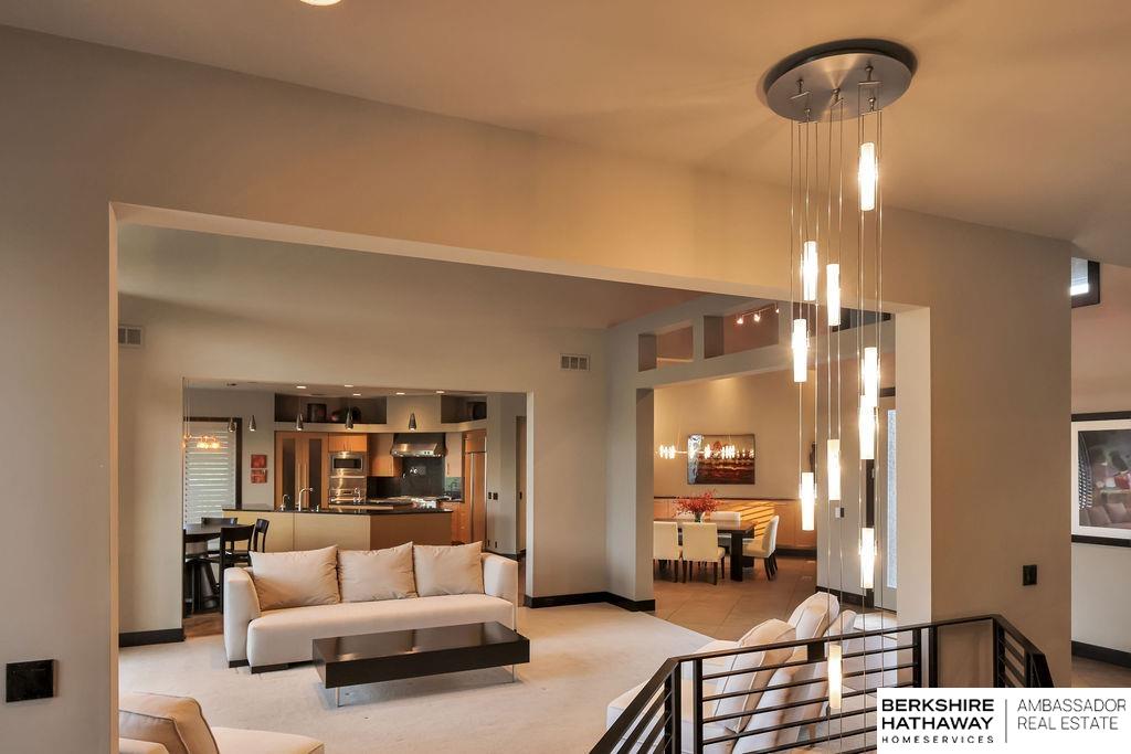 Elkhorn, Nebraska 68022, United States, 4 Bedrooms Bedrooms, ,3 BathroomsBathrooms,Residential,Pending,183630