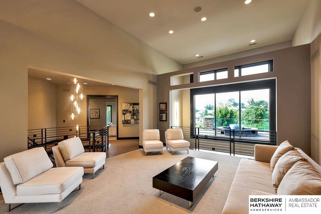 Elkhorn, Nebraska 68022, United States, 4 Bedrooms Bedrooms, ,3 BathroomsBathrooms,Residential,Pending,183630