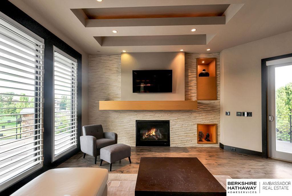 Elkhorn, Nebraska 68022, United States, 4 Bedrooms Bedrooms, ,3 BathroomsBathrooms,Residential,Pending,183630