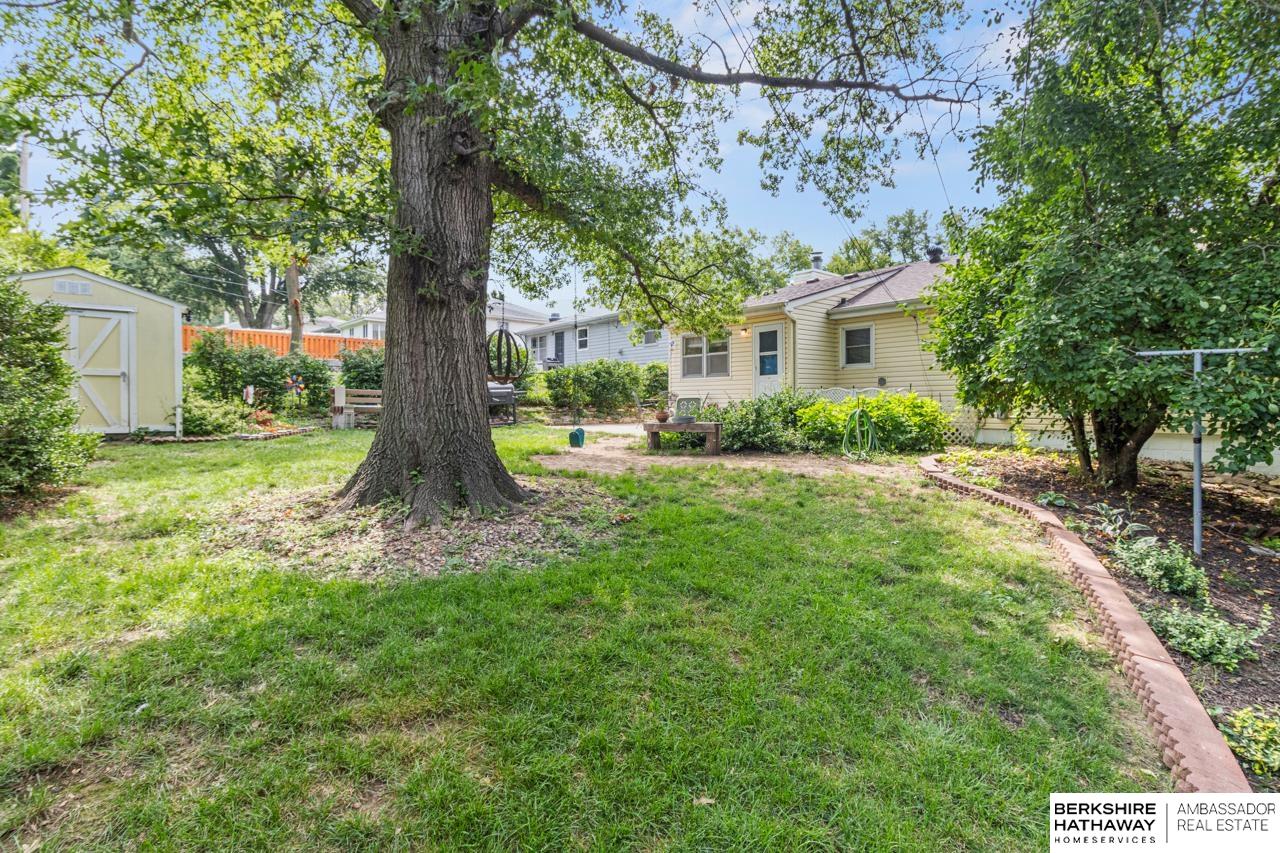 Omaha, Nebraska 68124, United States, 3 Bedrooms Bedrooms, ,2 BathroomsBathrooms,Residential,Active,178379