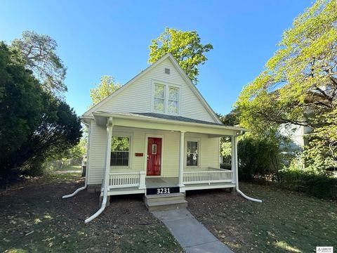 Photo of 3231 W Street, Lincoln, NE 68503 (MLS # 22530427)