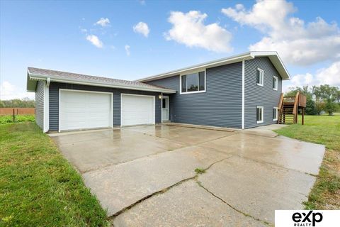 Photo of 1739 County Road 39, Decatur, NE 68020 (MLS # 22614073)