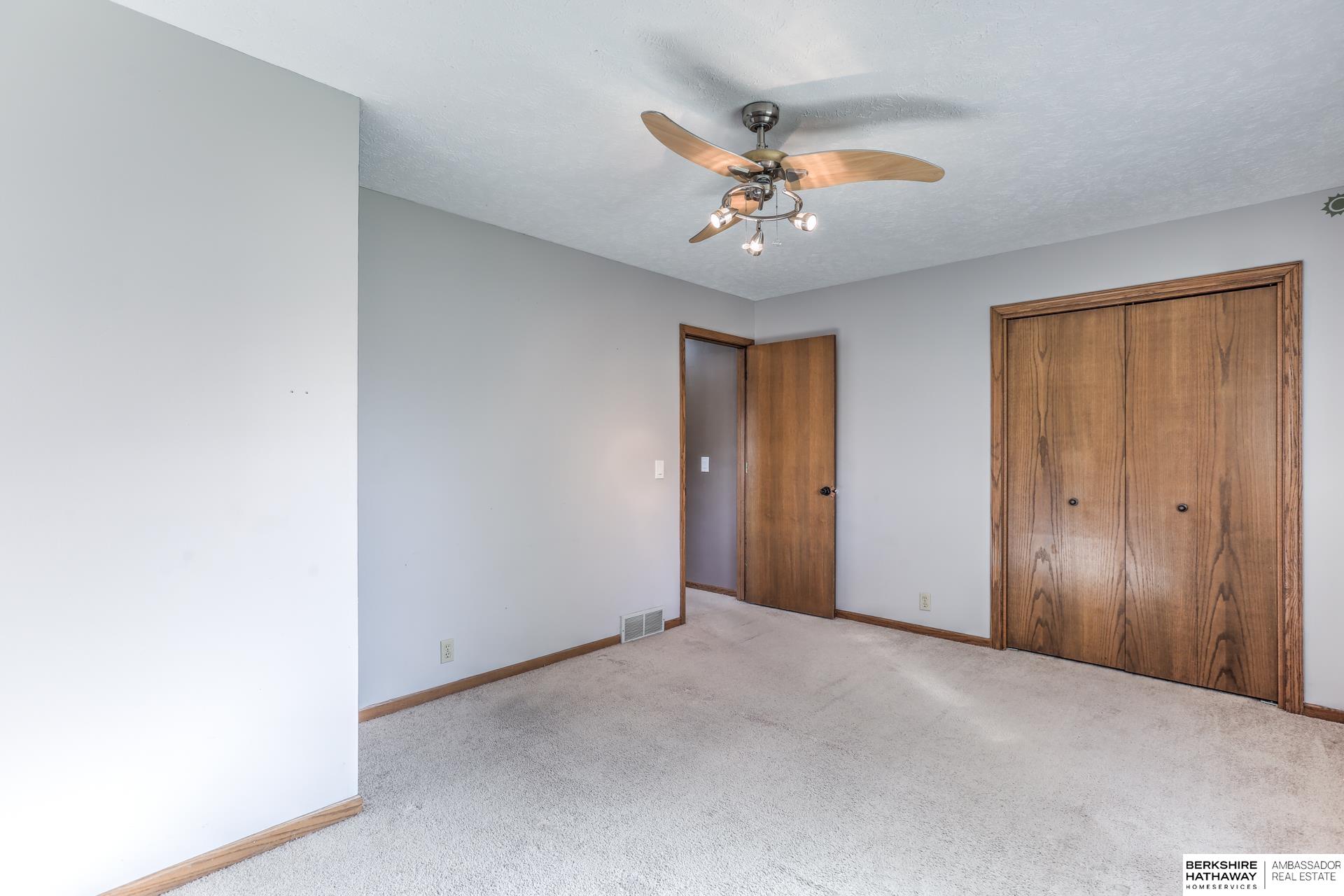 Omaha, Nebraska 68137, United States, 4 Bedrooms Bedrooms, ,3 BathroomsBathrooms,Residential,Active,243436