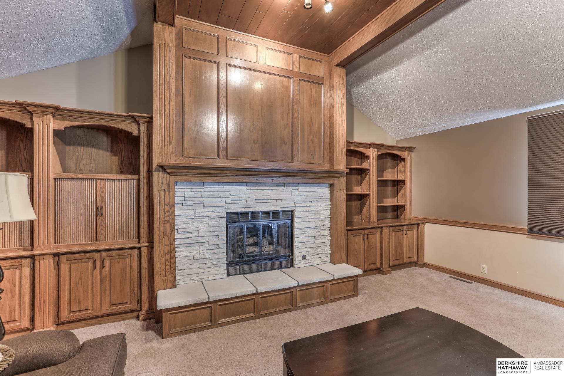 Omaha, Nebraska 68137, United States, 4 Bedrooms Bedrooms, ,3 BathroomsBathrooms,Residential,Active,243436