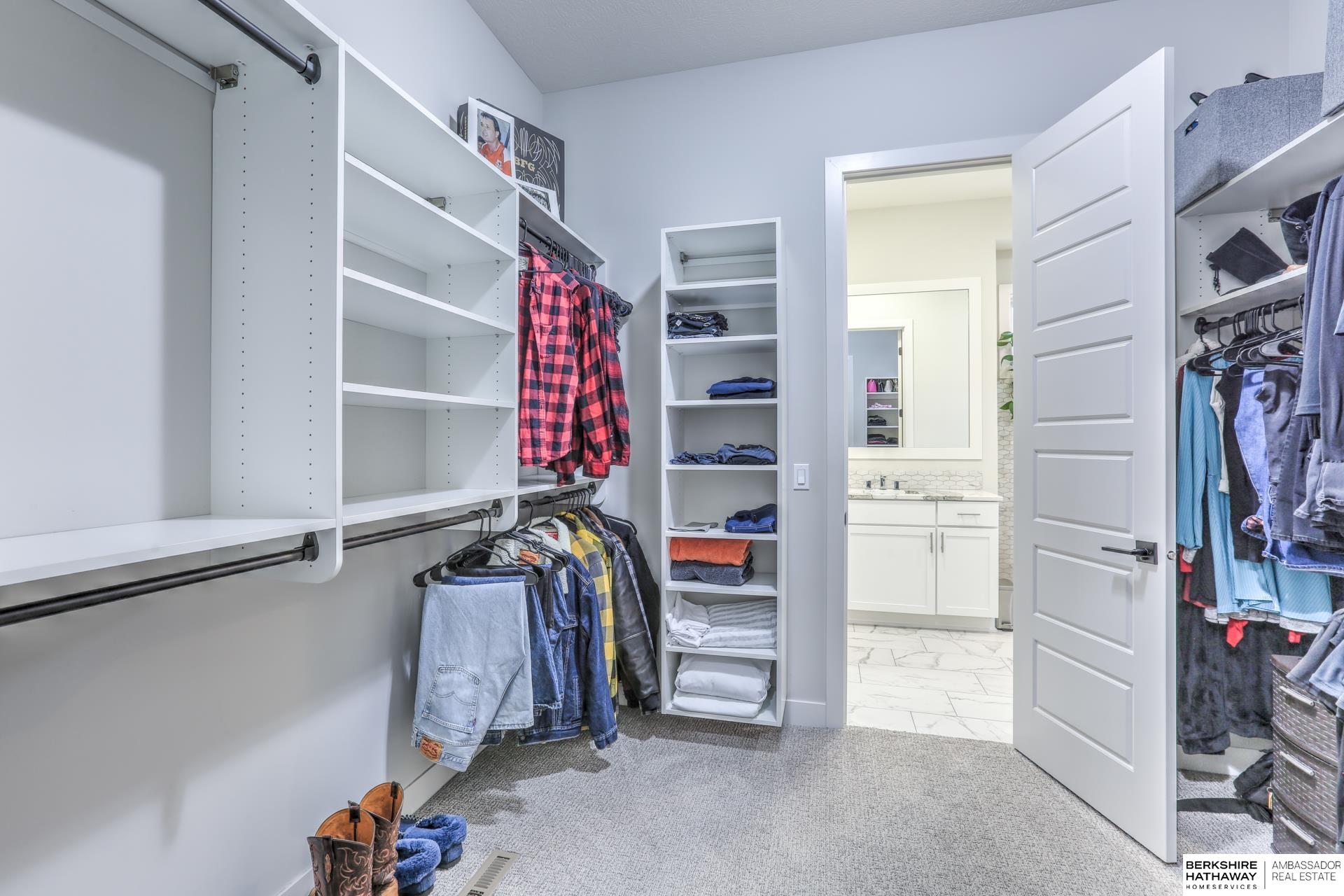 Omaha, Nebraska 68022, United States, 4 Bedrooms Bedrooms, ,3 BathroomsBathrooms,Residential,Active,240665