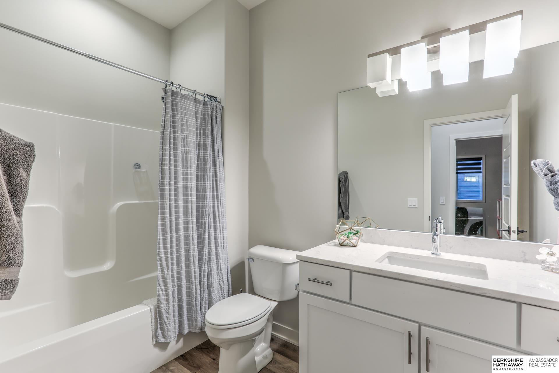 Omaha, Nebraska 68022, United States, 4 Bedrooms Bedrooms, ,3 BathroomsBathrooms,Residential,Active,240665