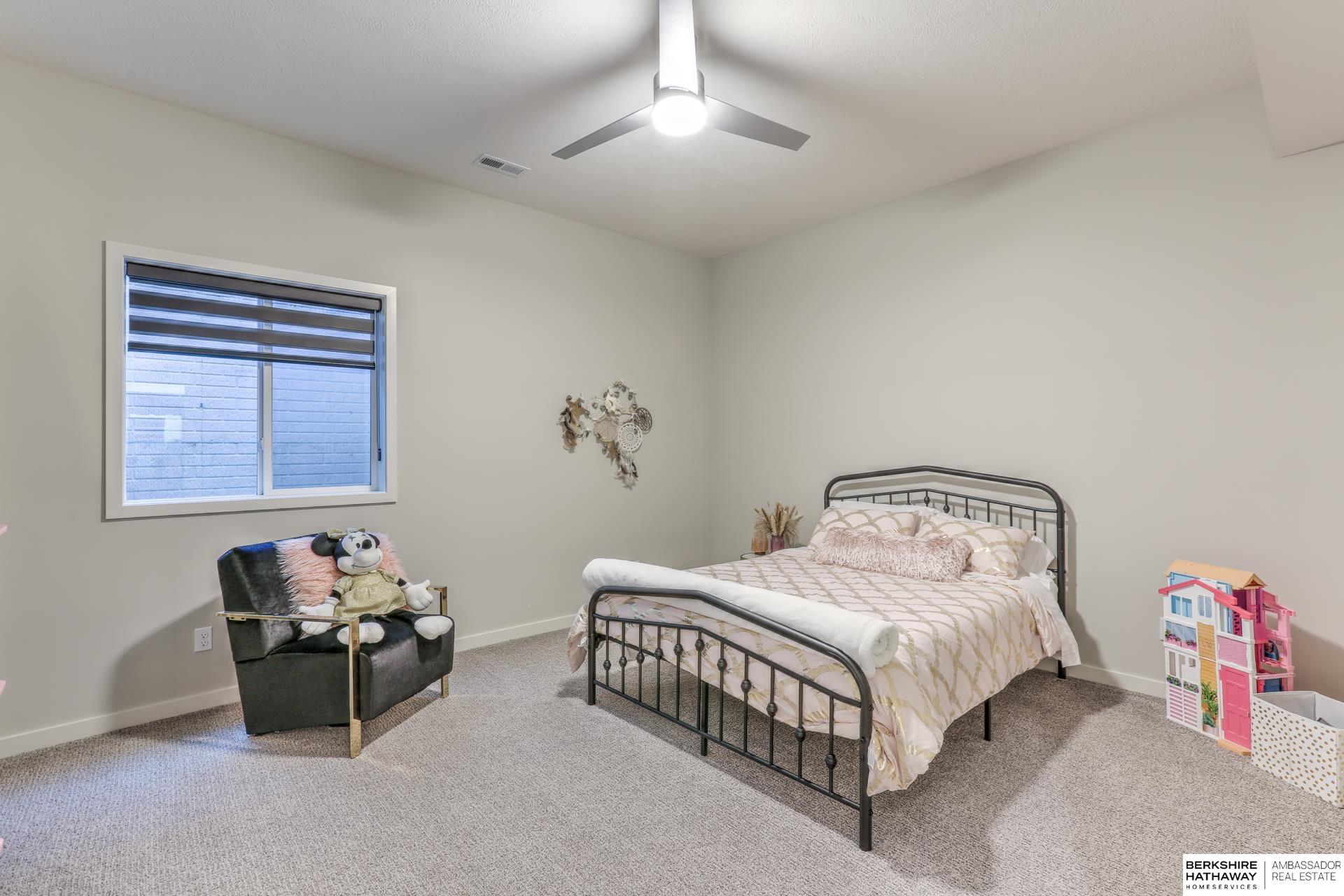 Omaha, Nebraska 68022, United States, 4 Bedrooms Bedrooms, ,3 BathroomsBathrooms,Residential,Active,240665