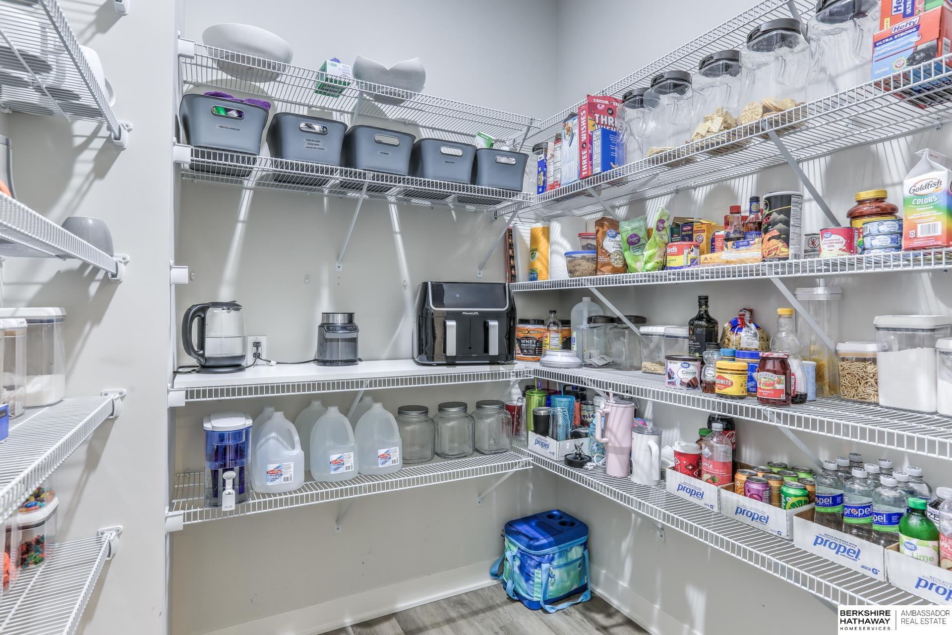 Omaha, Nebraska 68022, United States, 4 Bedrooms Bedrooms, ,3 BathroomsBathrooms,Residential,Active,240665