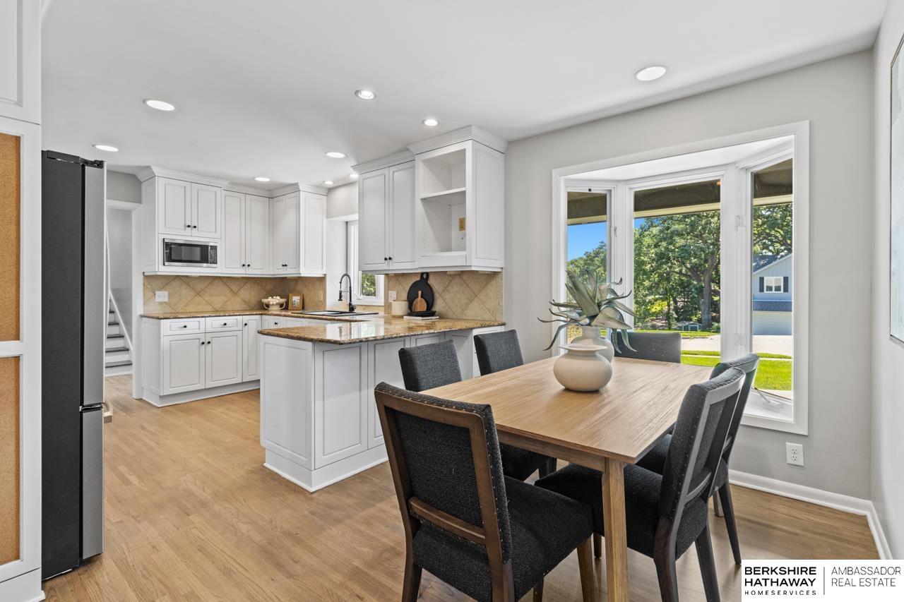 Omaha, Nebraska 68124, United States, 4 Bedrooms Bedrooms, ,3 BathroomsBathrooms,Residential,Active,156014