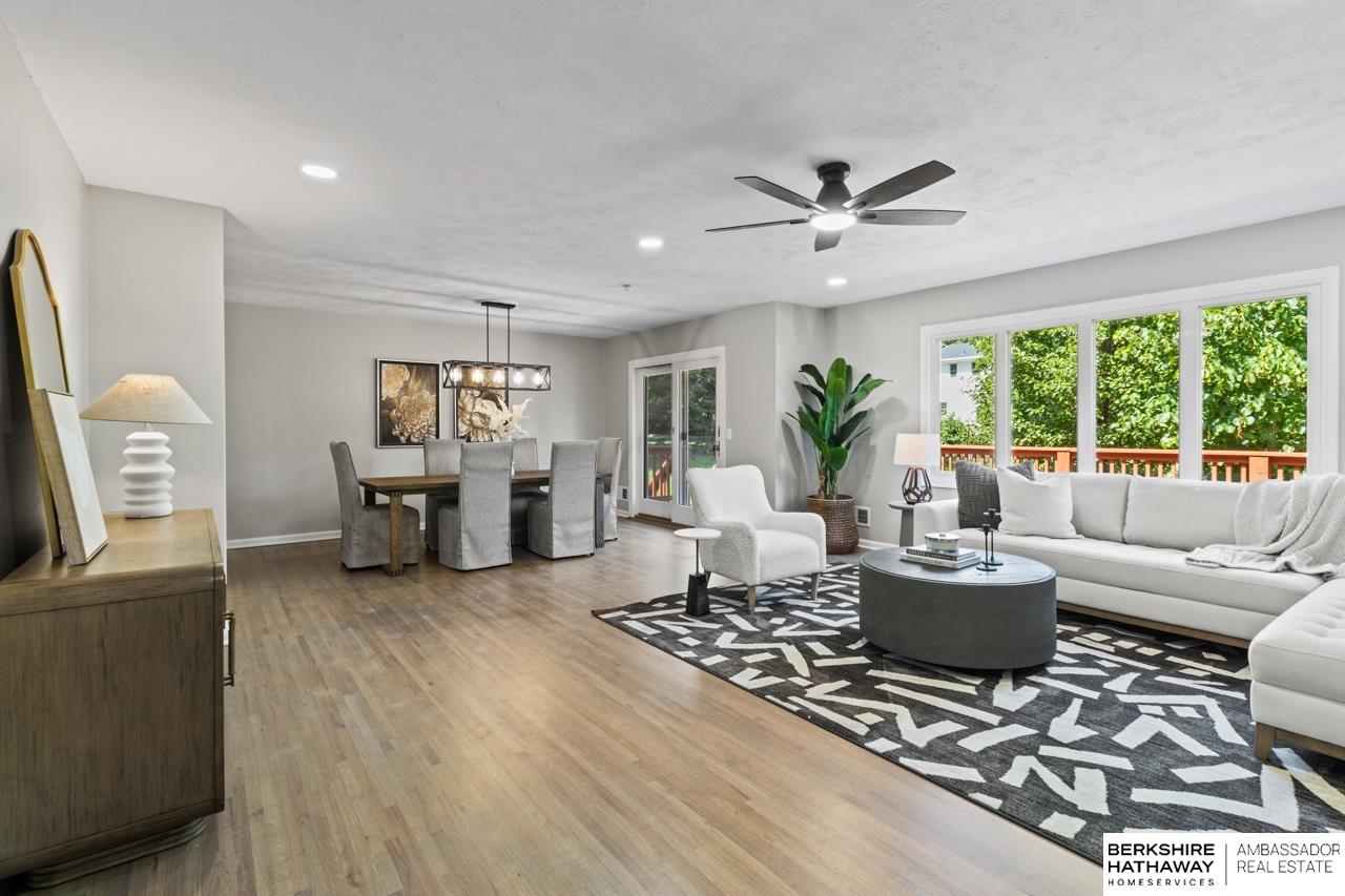 Omaha, Nebraska 68124, United States, 4 Bedrooms Bedrooms, ,3 BathroomsBathrooms,Residential,Active,156014