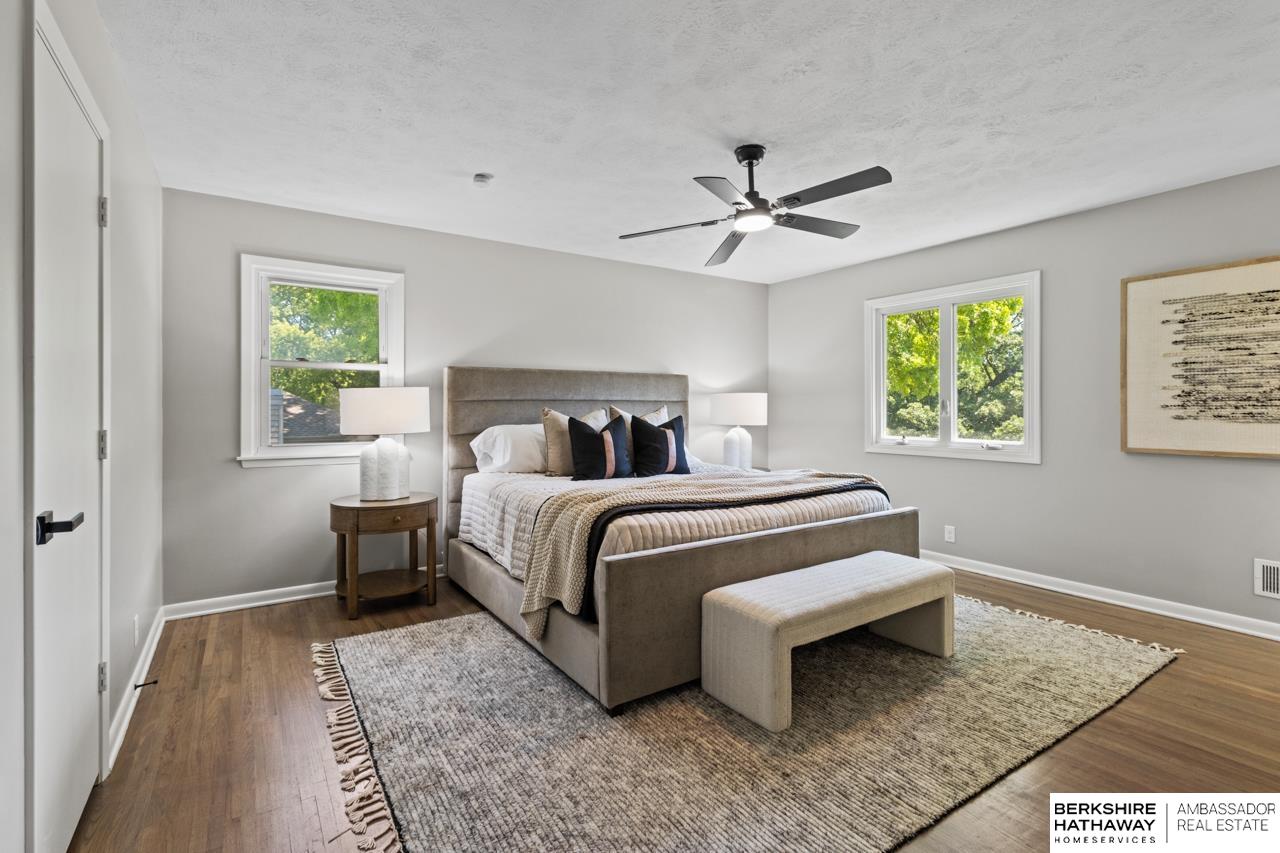 Omaha, Nebraska 68124, United States, 4 Bedrooms Bedrooms, ,3 BathroomsBathrooms,Residential,Active,156014