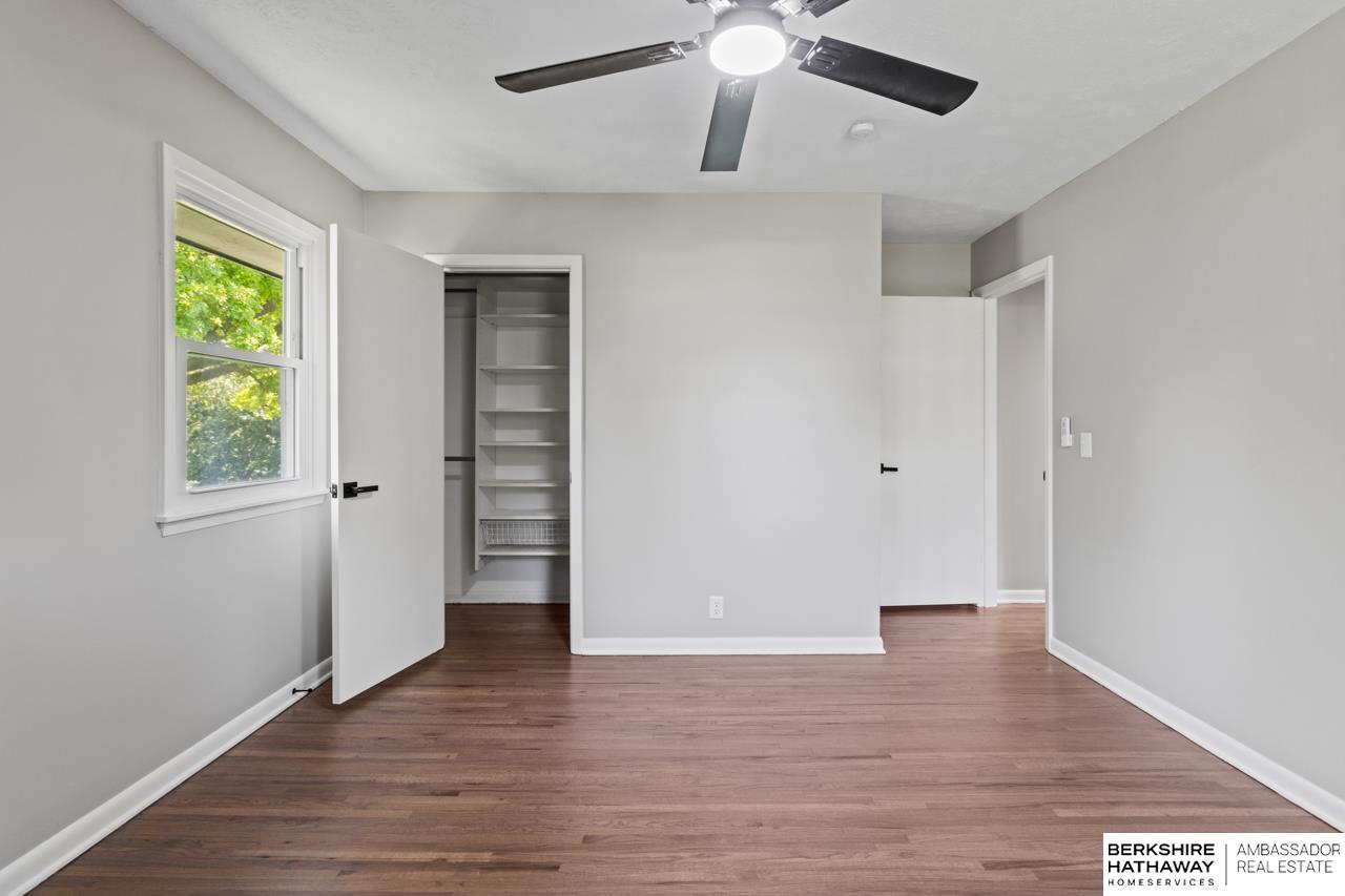 Omaha, Nebraska 68124, United States, 4 Bedrooms Bedrooms, ,3 BathroomsBathrooms,Residential,Active,156014