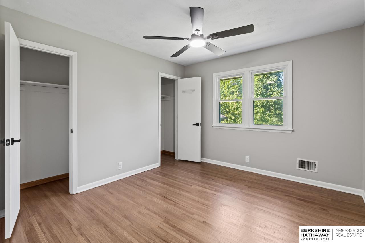 Omaha, Nebraska 68124, United States, 4 Bedrooms Bedrooms, ,3 BathroomsBathrooms,Residential,Active,156014