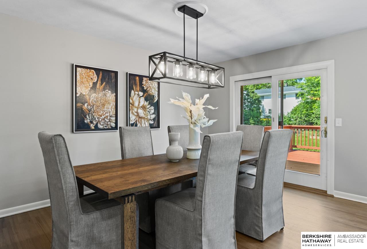 Omaha, Nebraska 68124, United States, 4 Bedrooms Bedrooms, ,3 BathroomsBathrooms,Residential,Active,156014