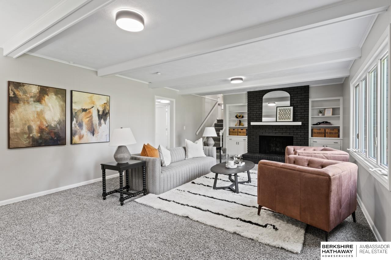 Omaha, Nebraska 68124, United States, 4 Bedrooms Bedrooms, ,3 BathroomsBathrooms,Residential,Active,156014