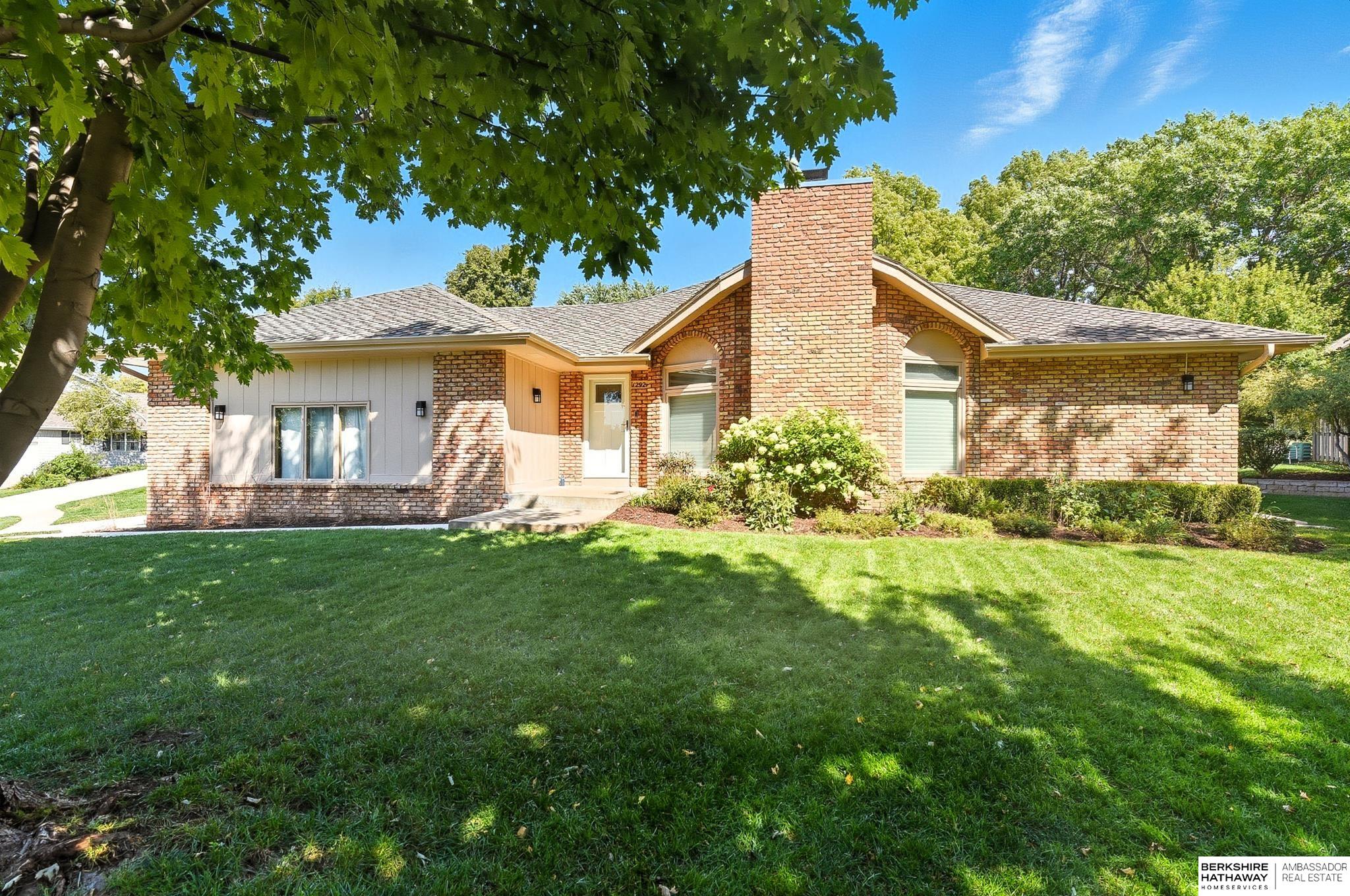 Omaha, Nebraska 68154, United States, 4 Bedrooms Bedrooms, ,2 BathroomsBathrooms,Residential,Pending,213045