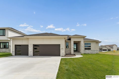 Photo of 6207 N 209th Street, Elkhorn, NE 68022 (MLS # 22626508)