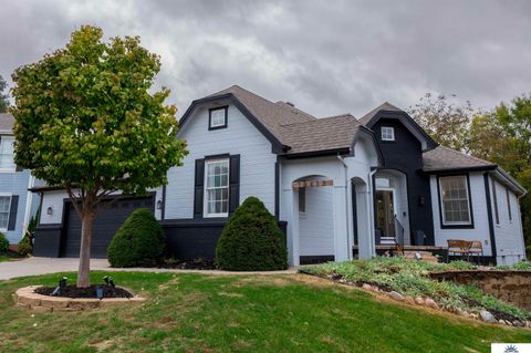 Photo of 18412 Emile Circle, Omaha, NE 68022 (MLS # 22531947)