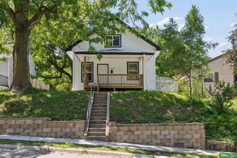 Photo of 4126 N 43 Street, Omaha, NE 68111 (MLS # 22617389)