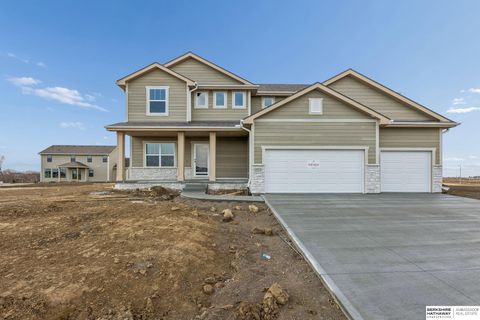 Photo of 20819 Nebraska Avenue, Elkhorn, NE 68022 (MLS # 22602405)