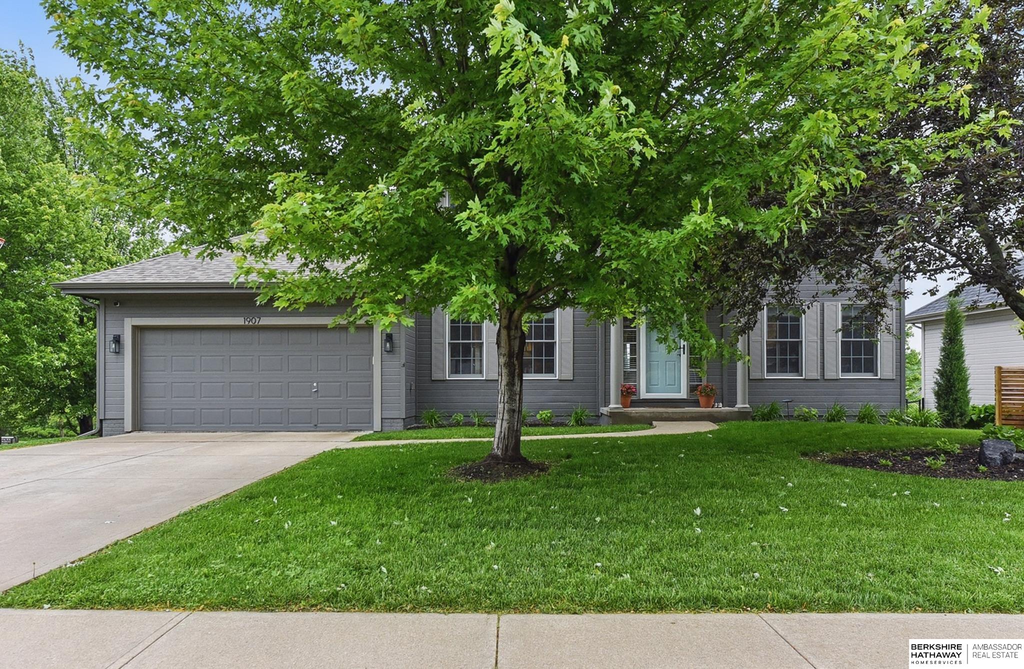 Omaha, Nebraska 68130, United States, 4 Bedrooms Bedrooms, ,3 BathroomsBathrooms,Residential,Active,135167