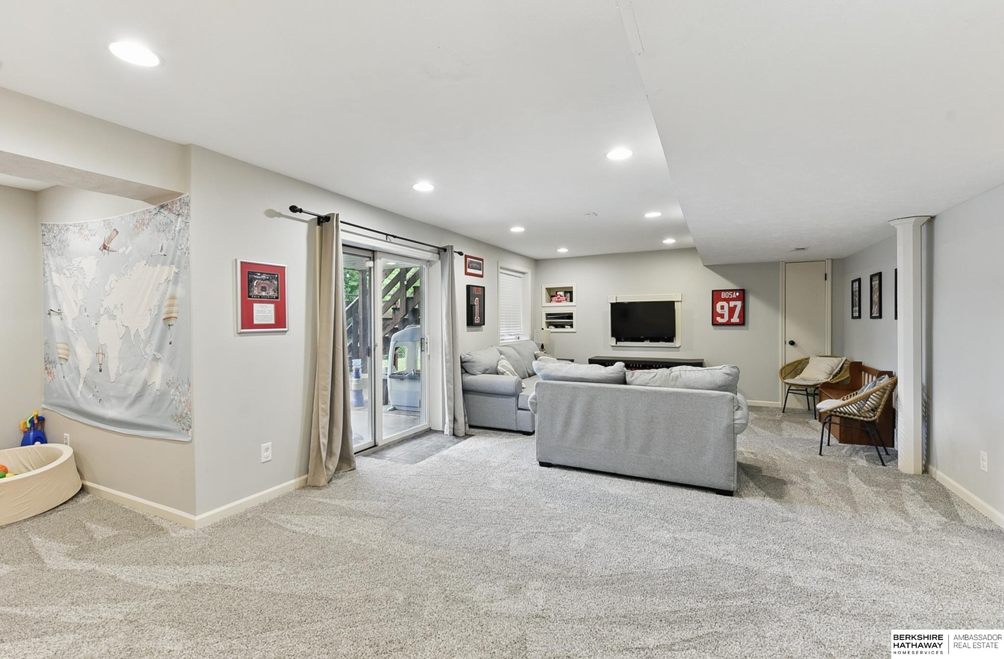 Omaha, Nebraska 68130, United States, 4 Bedrooms Bedrooms, ,3 BathroomsBathrooms,Residential,Active,135167