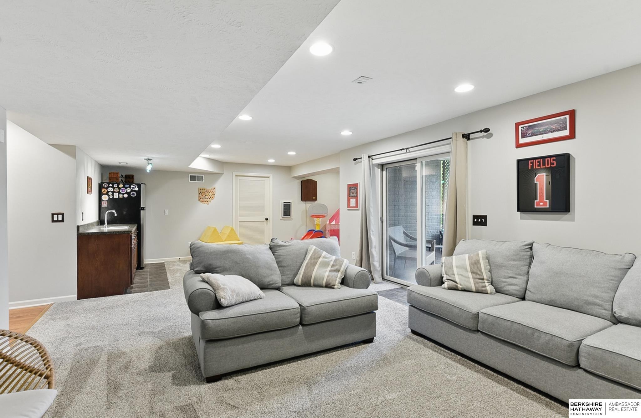 Omaha, Nebraska 68130, United States, 4 Bedrooms Bedrooms, ,3 BathroomsBathrooms,Residential,Active,135167