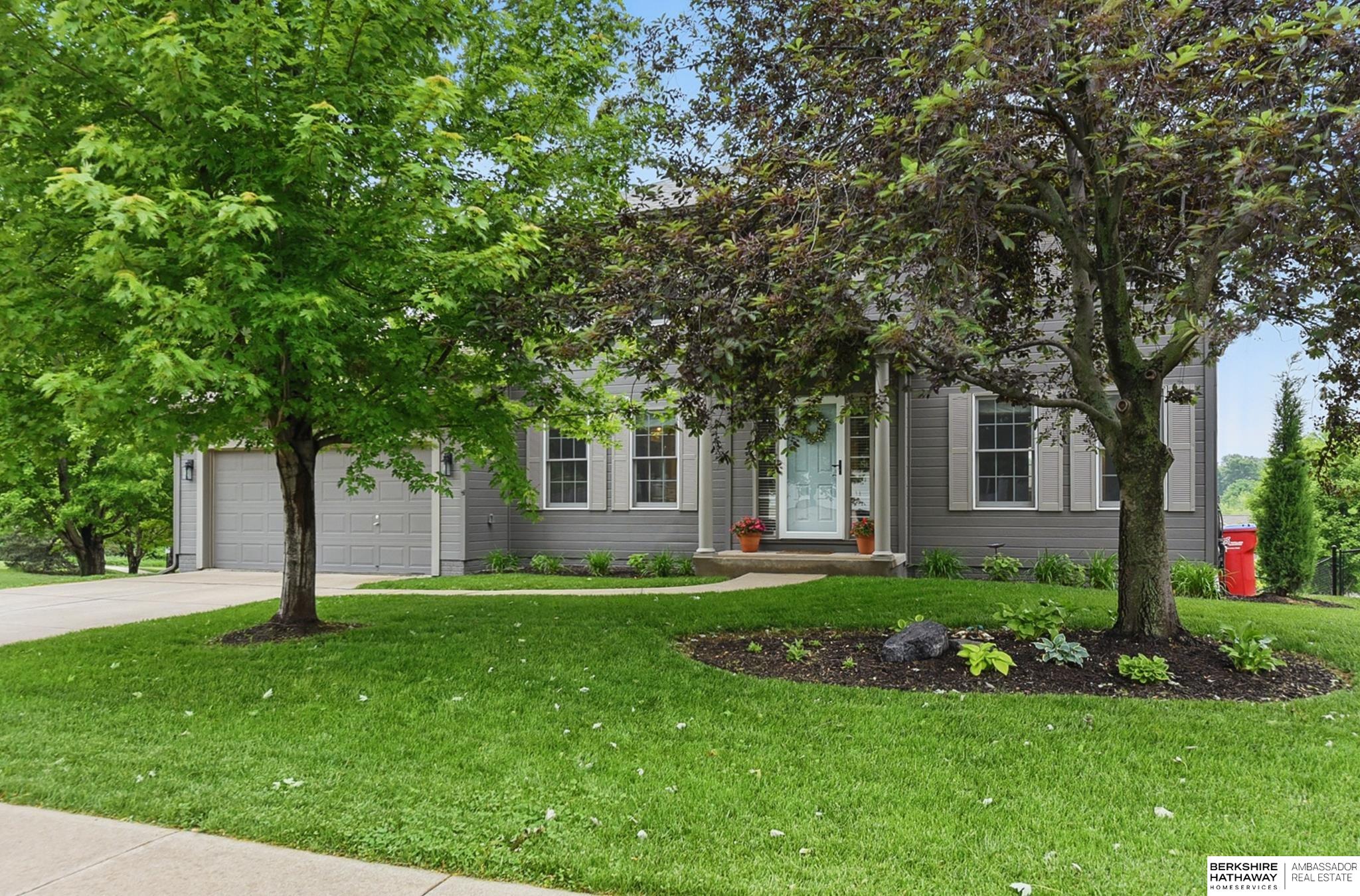 Omaha, Nebraska 68130, United States, 4 Bedrooms Bedrooms, ,3 BathroomsBathrooms,Residential,Active,135167