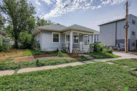 Photo of 1126 N 23rd Street, Lincoln, NE 68503 (MLS # 22609748)