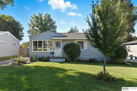 Photo of 8169 Hascall Street, Omaha, NE 68124 (MLS # 22529257) Photo of 8169 Hascall Street, Omaha, NE 68124 (MLS # 22529257)