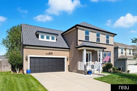 Photo of 6412 Elmhurst Drive, Papillion, NE 68157 (MLS # 22528424)