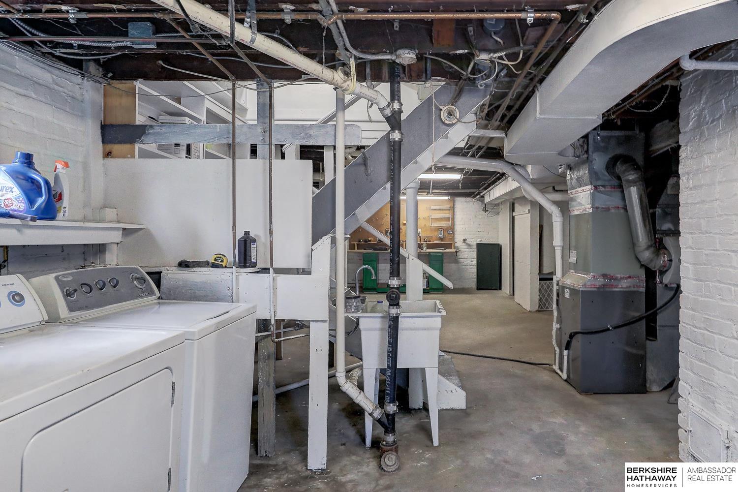 Omaha, Nebraska 68104, United States, 3 Bedrooms Bedrooms, ,1 BathroomBathrooms,Residential,Active,230959