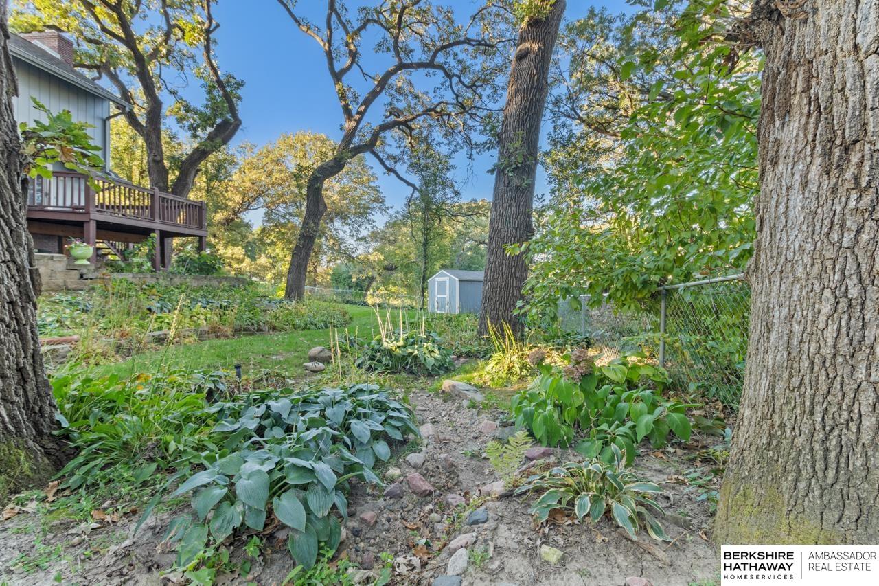 Omaha, Nebraska 68124, United States, 4 Bedrooms Bedrooms, ,2 BathroomsBathrooms,Residential,Active,249404