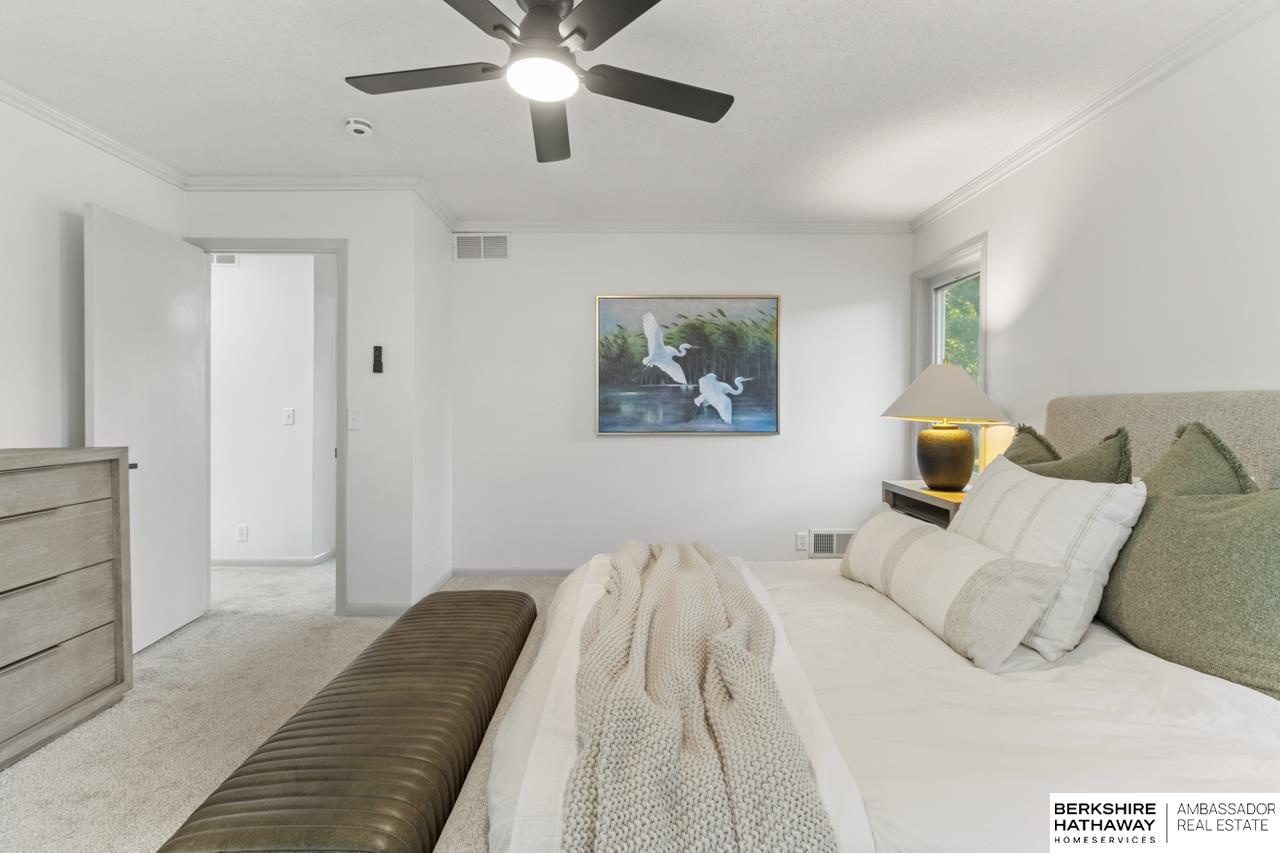 Omaha, Nebraska 68124, United States, 4 Bedrooms Bedrooms, ,2 BathroomsBathrooms,Residential,Active,249404