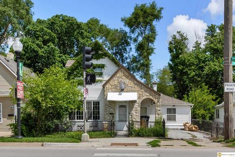 Photo of 712 Bancroft Street, Omaha, NE 68108 (MLS # 22523008)