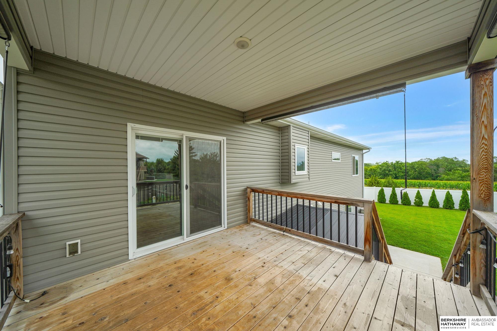 Lincoln, Nebraska 68526, United States, 4 Bedrooms Bedrooms, ,3 BathroomsBathrooms,Residential,Active,224611