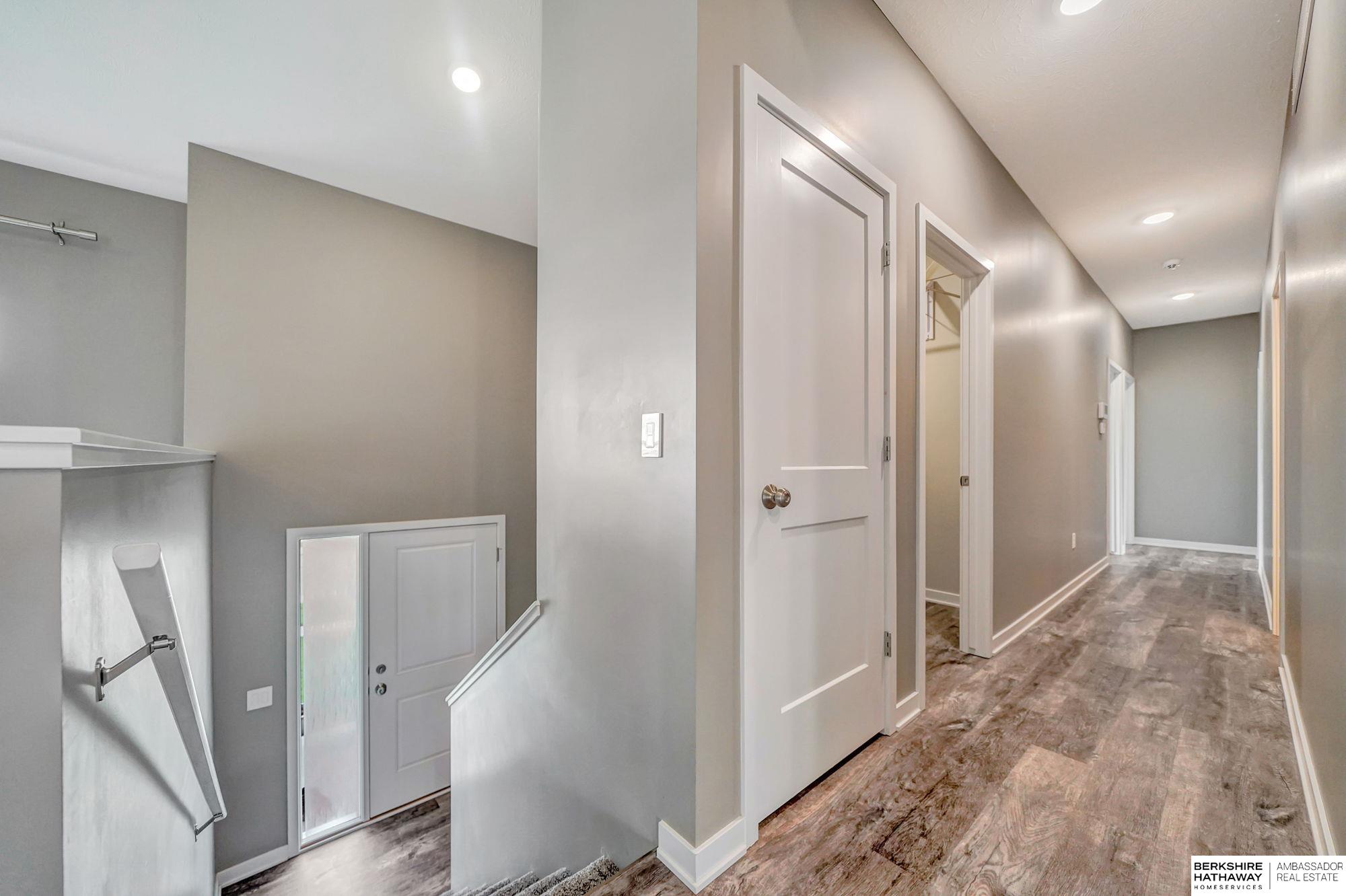 Lincoln, Nebraska 68526, United States, 4 Bedrooms Bedrooms, ,3 BathroomsBathrooms,Residential,Active,224611