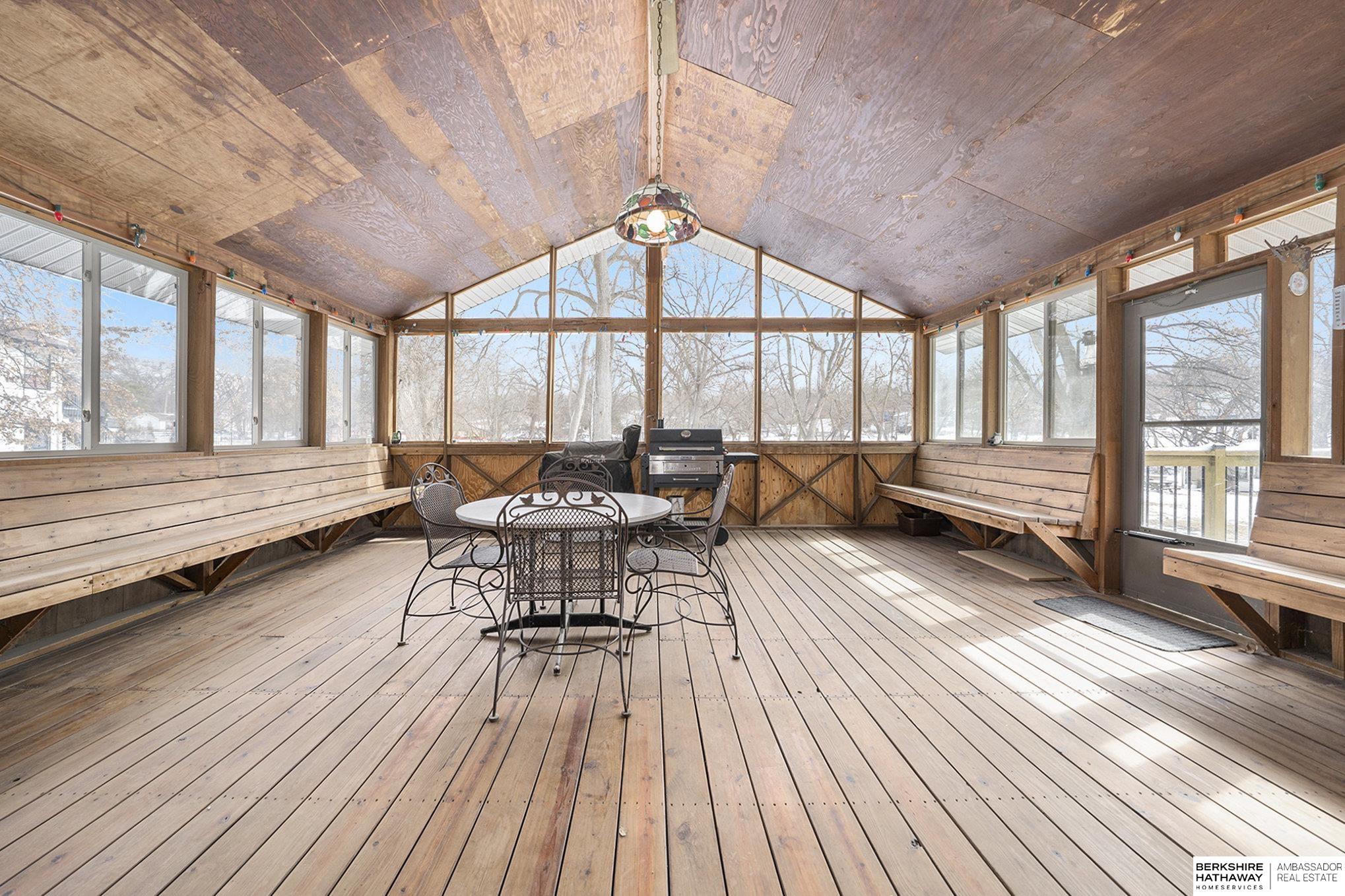 Omaha, Nebraska 68117, United States, 3 Bedrooms Bedrooms, ,3 BathroomsBathrooms,Residential,Active,90654