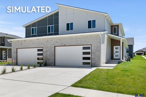 Photo of 10701 Shore Front Drive, Lincoln, NE 68527 (MLS # 22611107)