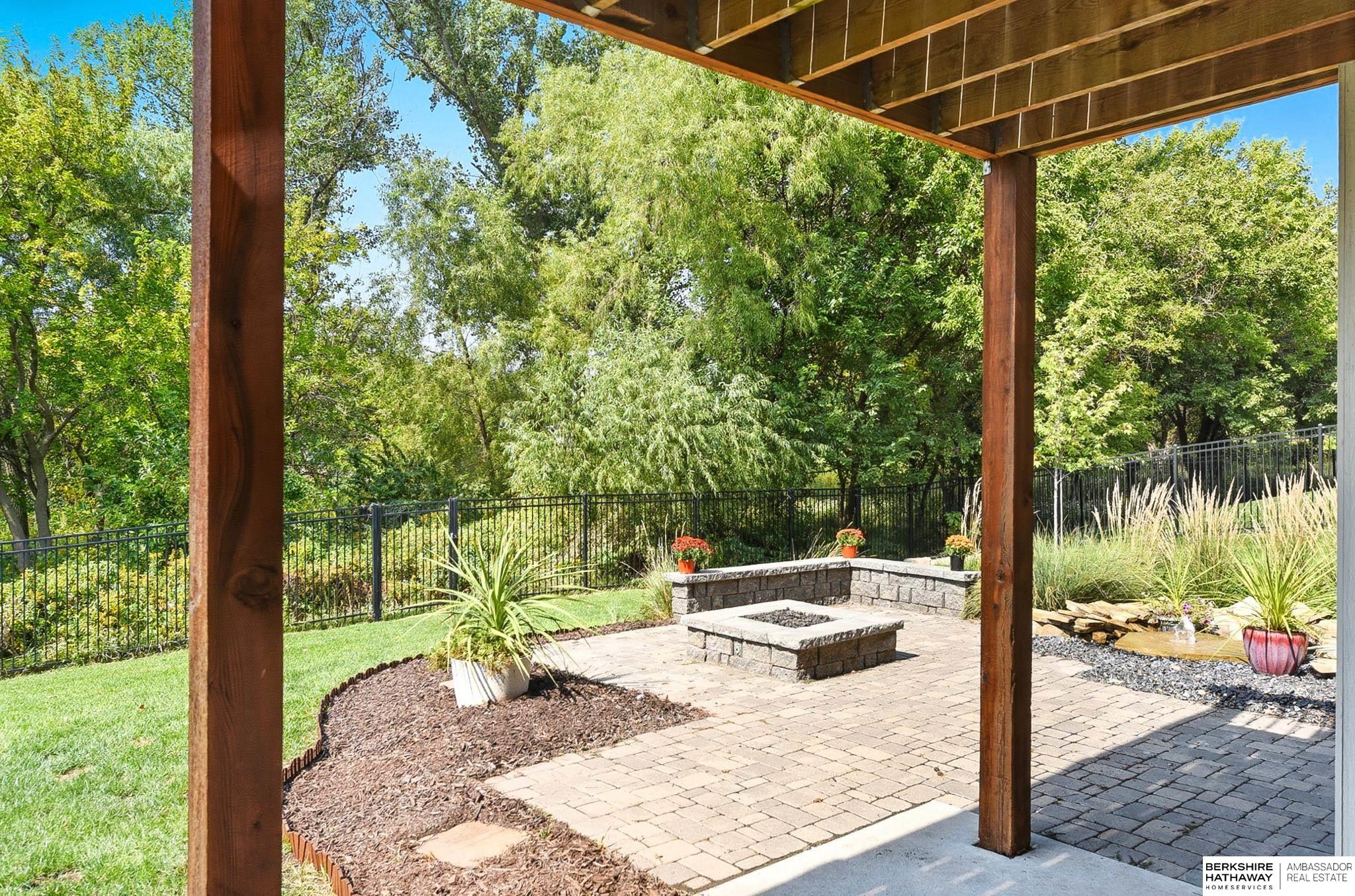 Omaha, Nebraska 68136, United States, 6 Bedrooms Bedrooms, ,3 BathroomsBathrooms,Residential,Active,246562