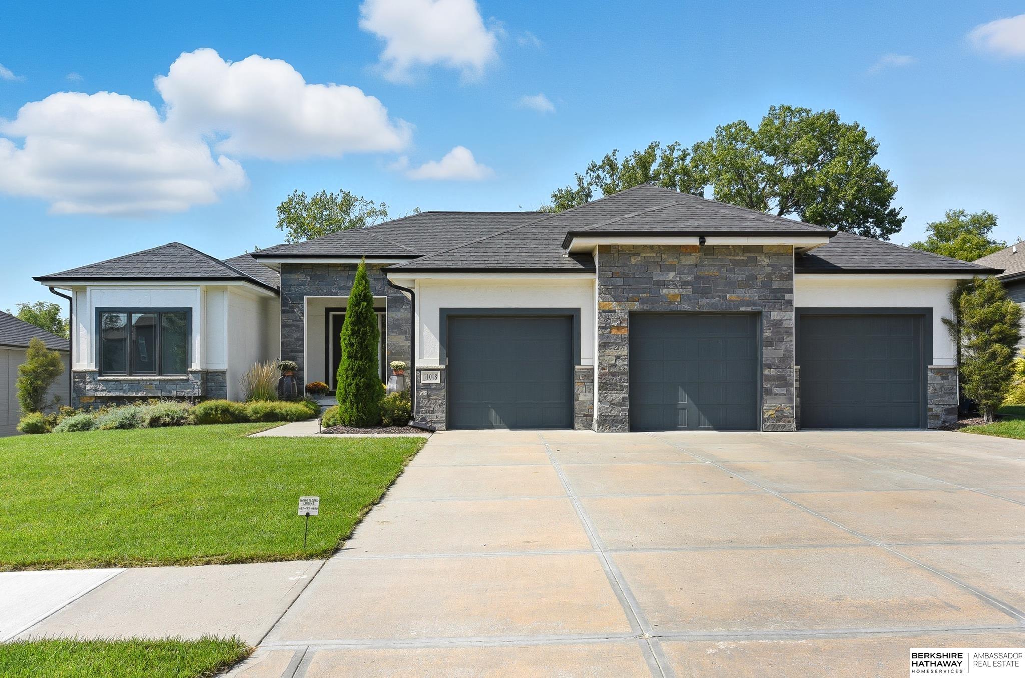 Omaha, Nebraska 68136, United States, 6 Bedrooms Bedrooms, ,3 BathroomsBathrooms,Residential,Active,246562