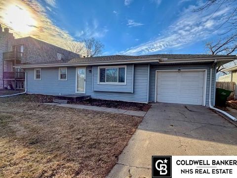 Photo of 6702 S 83rd Avenue, Ralston, NE 68127 (MLS # 22604795)