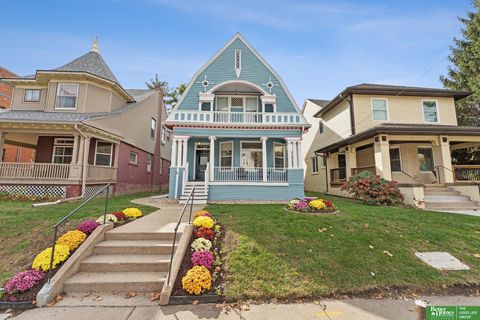 Photo of 3017 Pacific Street, Omaha, NE 68105 (MLS # 22528990) Photo of 3017 Pacific Street, Omaha, NE 68105 (MLS # 22528990)