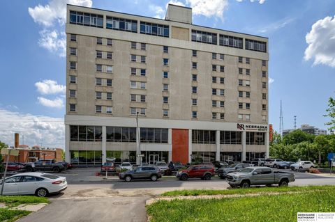 Photo of 105 N 31st Avenue #502, Omaha, NE 68131 (MLS # 22514541)