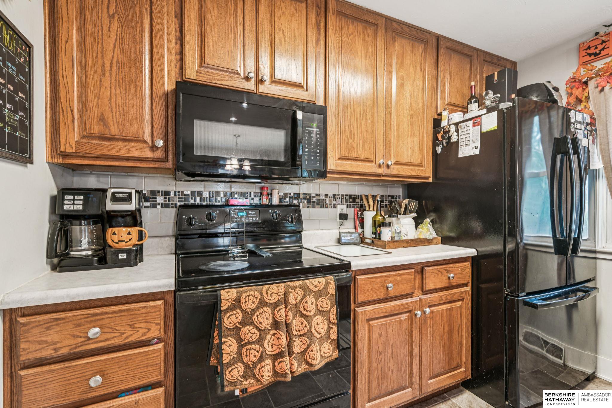 Lincoln, Nebraska 68506, United States, 3 Bedrooms Bedrooms, ,1 BathroomBathrooms,Residential,Active,216414