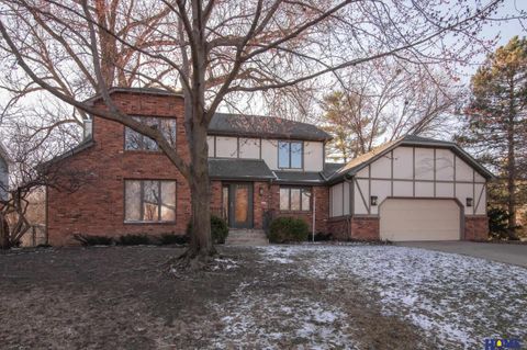 Photo of 1205 Evergreen Drive, Lincoln, NE 68510 (MLS # 22607088)