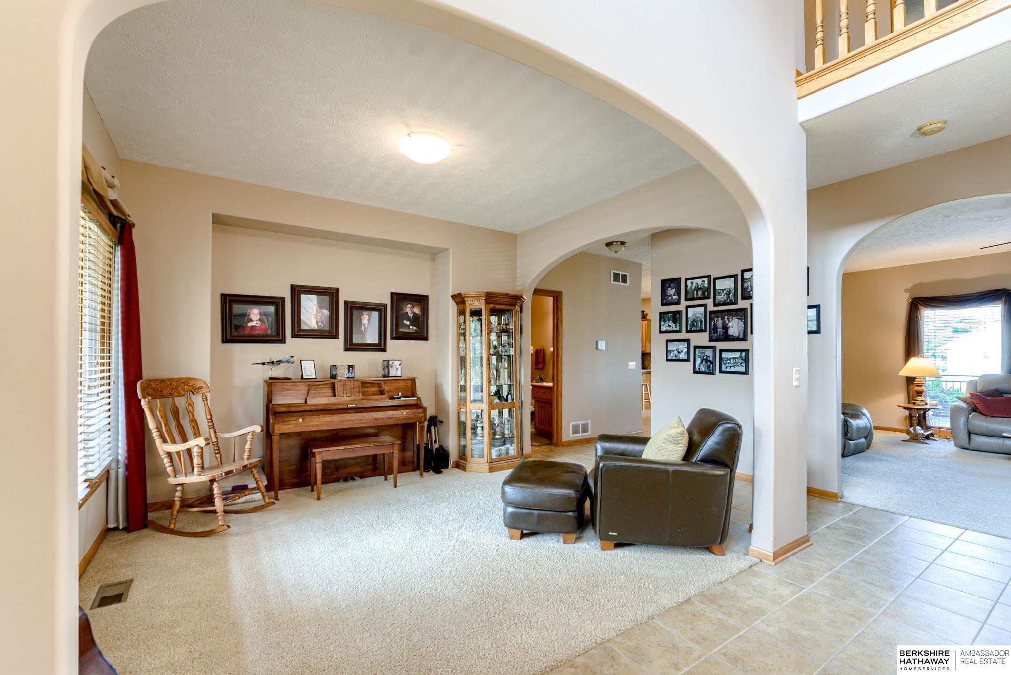 Bellevue, Nebraska 68133, United States, 4 Bedrooms Bedrooms, ,3 BathroomsBathrooms,Residential,Active,236627