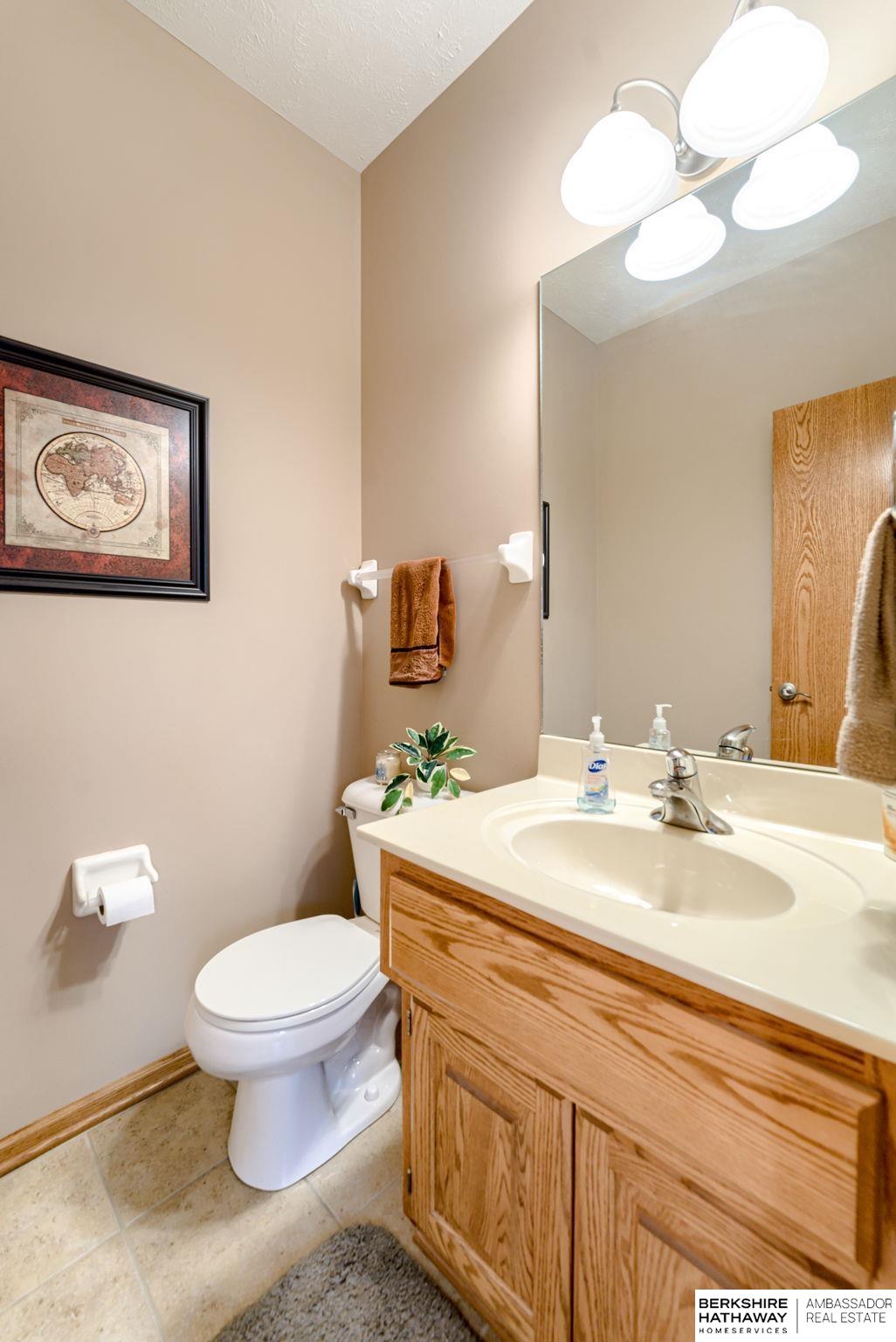 Bellevue, Nebraska 68133, United States, 4 Bedrooms Bedrooms, ,3 BathroomsBathrooms,Residential,Active,236627